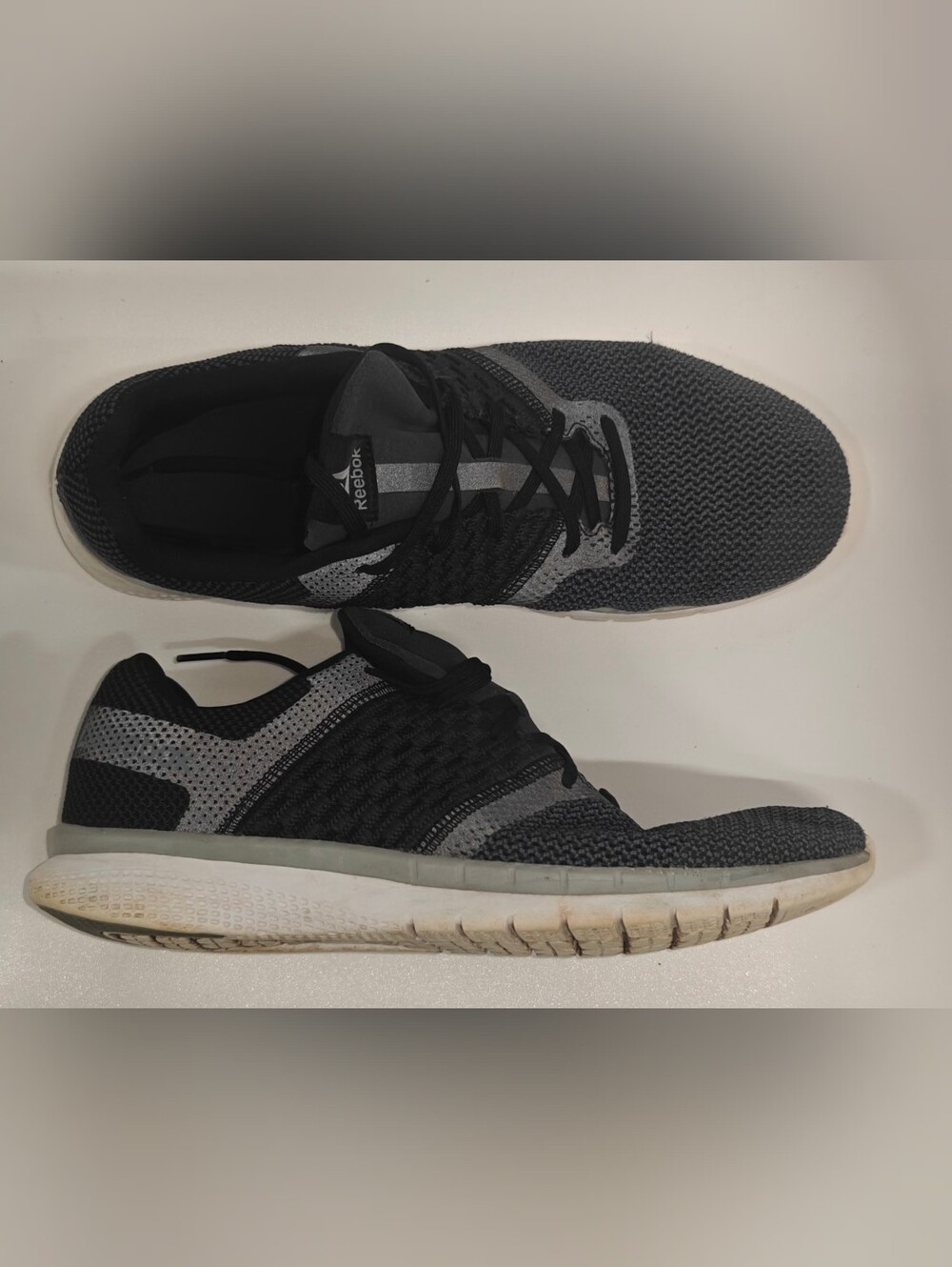Reebok Mens Size 12 Black Grey Athletic Running Tennis Sneakers Casual Shoes